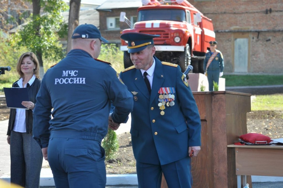 Аллея Славы противопожарной службы - г. Каменск-Шахтинский, ул. Мира на  портале ВДПО.РФ